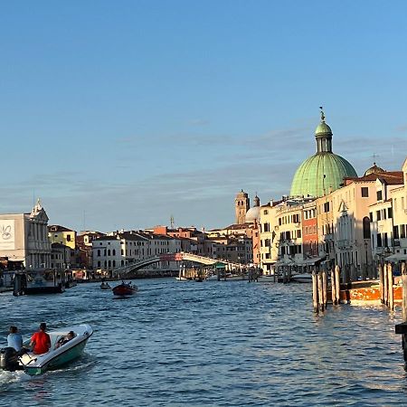 Venice Luxury Suite - Private Jacuzzi And Design Luaran gambar
