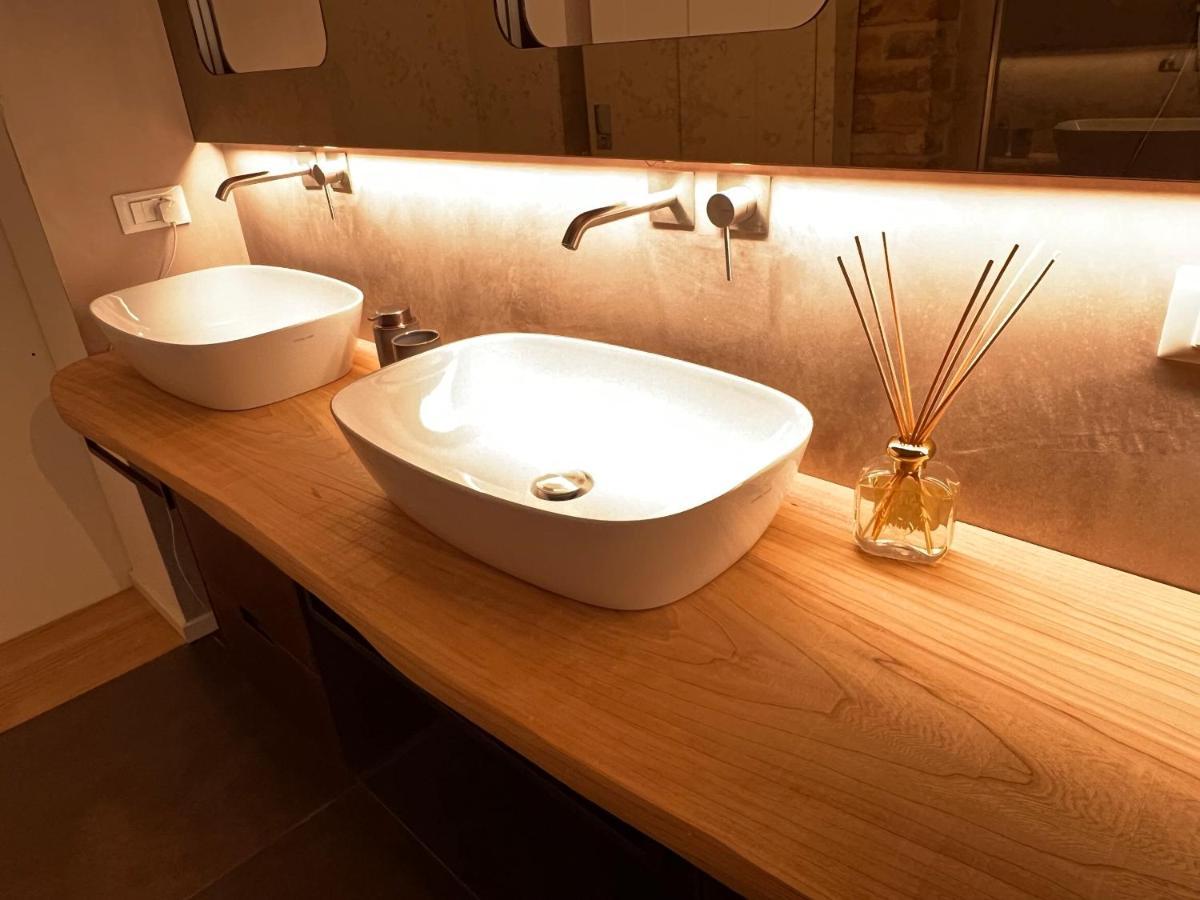Venice Luxury Suite - Private Jacuzzi And Design Luaran gambar